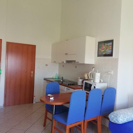 Apartmani Marija Primošten Esterno foto