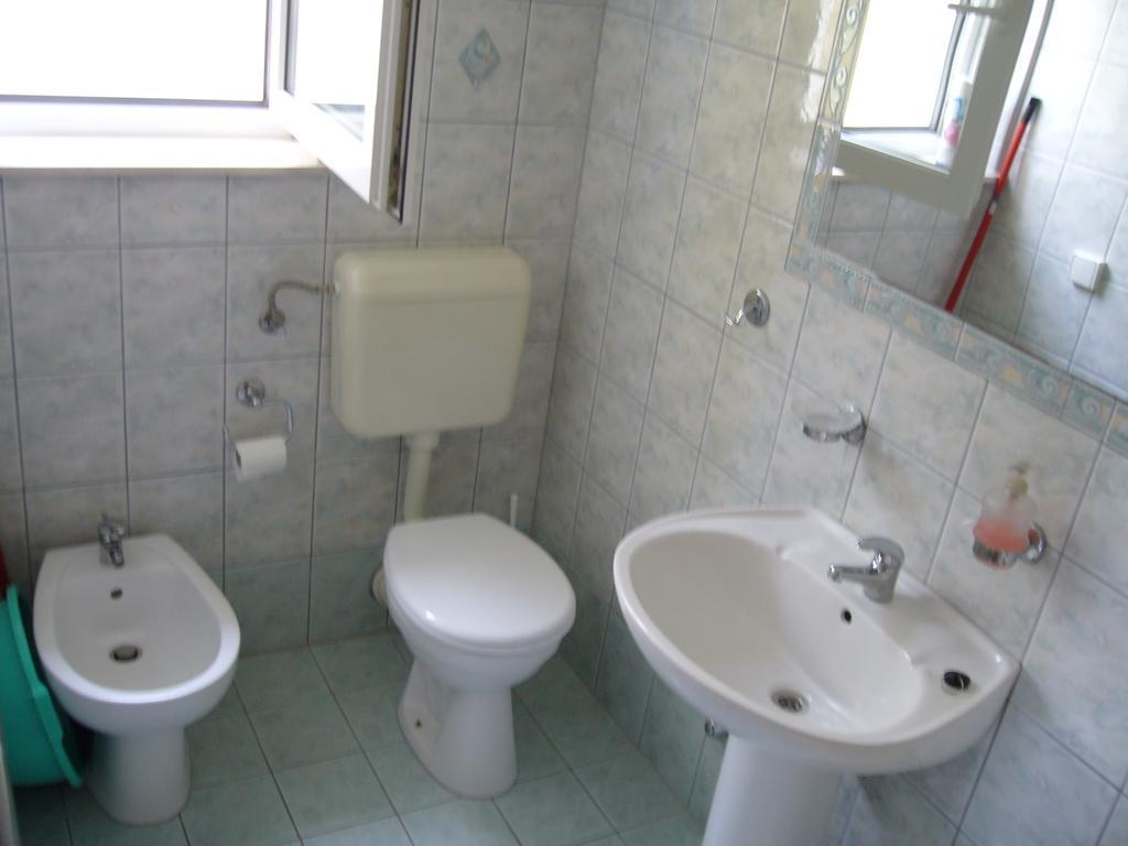 Apartmani Marija Primošten Esterno foto