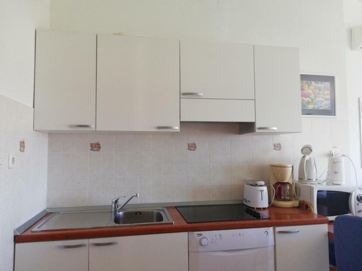 Apartmani Marija Primošten Esterno foto